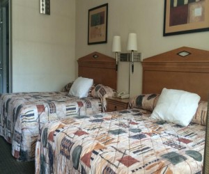 Travel Inn San Francisco - 2 Queen Bedroom can easily accommodate 4 adults